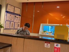 -呷哺呷哺(世贸.工三店)