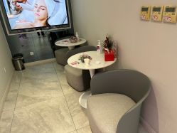 -咪咪专业脱毛连锁机构