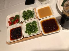 -翡翠小城·海鲜豆捞·广式点心(老佛爷店)