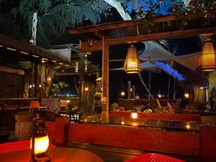 -城墙外BAR