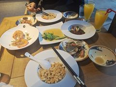-臻鲜燕海鲜融合餐厅(金陵style店)