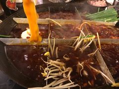 -岗上渣渣老火锅(两路口店)