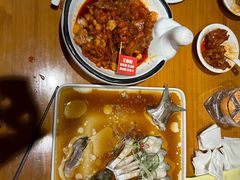 -莲餐厅·湖北菜·潜江小龙虾店(愚园路店)