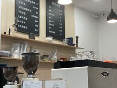 -白鹅咖啡(金城花园店)