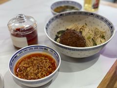 -鲁达面馆本帮风味(共康东路店)