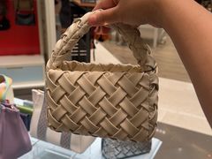 -王权免税店(普吉机场店)