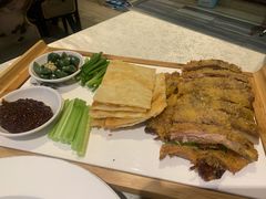 京味香酥肘-大碗居·烤鸭·鱼头泡饼(天坛东门店)