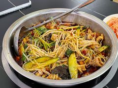 -周良天山牛杂城(天山路总店)