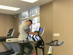 -琪航健身工作室(杨高南路地铁站店)