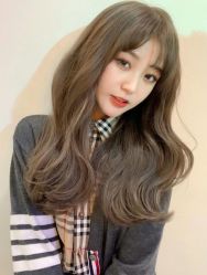 -变画·发型STUDIO