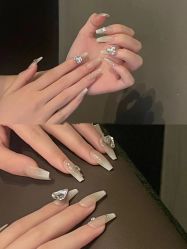 -瑞丽美甲