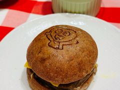 厚嘟嘟牛肉杂粮汉堡-西贝(上海我格广场店)