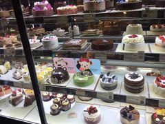 面包甜点陈列柜-多乐之日(和平伊势丹店)