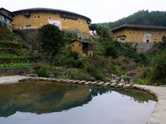 -初溪土楼群