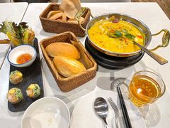 -美奈小馆·越南料理(中航城君尚购物中心店)