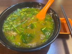 牛肉粉丝汤-大龙汤包