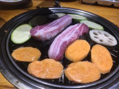 -唯成•韩国炭火烤肉 유성고기