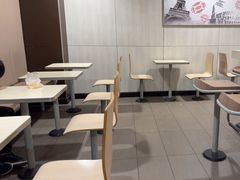 -麦当劳(西客站店)