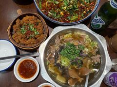 -谢老五跷脚牛肉·非遗传承店