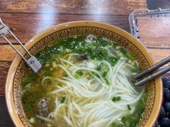 -正宗李家土鸡米线店