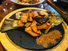 -春天里餐厅·云南创意菜特色美食(束河店)