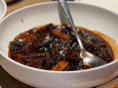 葱烧伙食海参-小大董·烤鸭(凤凰汇店)