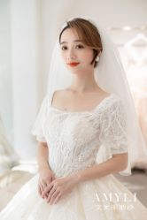 -艾米丽婚纱礼服