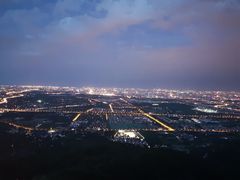 -鬼笑石后山停车场