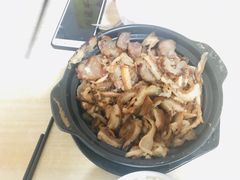 -赵家牛肉砂锅(台西三路店)