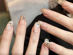 -玛格萝妮(汇智国际商业中心店)