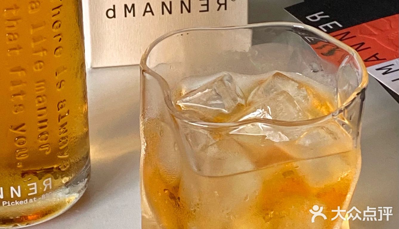焦糖黄桃菠萝！这支是冬日小甜酒模范生🥂