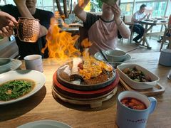 -蜜桃餐厅·伴山(湖滨商业街店)