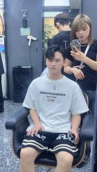 点击看大图 -藤野造型专业烫染接发