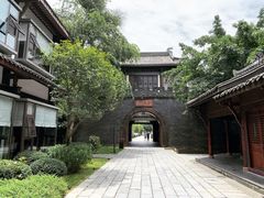 -禅驿嘉定院子-禅欢江景餐厅·中餐·户外烧烤定制(乐山大佛店)