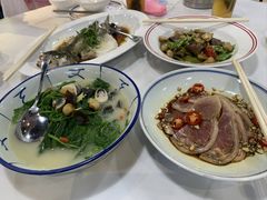-明本湛江鸡•海鲜小厨(陈家祠店)