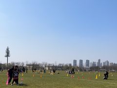 -Riverside河畔少儿足球培训(前滩店)