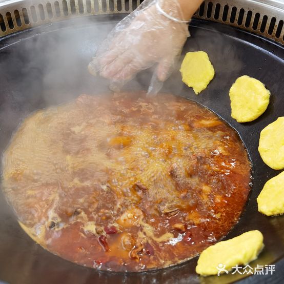 东北铁锅炖(继红第一国际店)