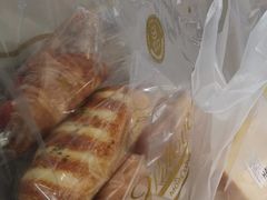 -万利隆·活力烘焙(人民路店)