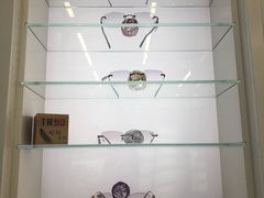 -明月眼镜(三坝店)