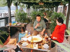 -冰冰龙虾·江湖菜·花园江景餐厅