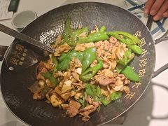 -费大厨辣椒炒肉(高铁吾悦广场店)
