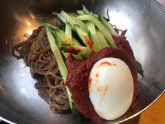 -唯成•韩国炭火烤肉 유성고기