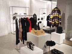 -ZARA(大上海时代广场店)