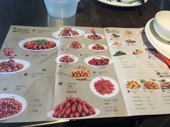 -龙巢盱眙龙虾·牛蛙·烧烤宵夜(八卦岭店)