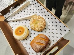 -沁屋面包店(人民东路店)