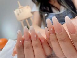 -十月·日式美甲美睫·纹眉
