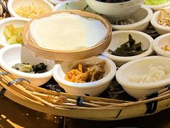 -包整·丝娃娃(一览甲秀楼风景店)