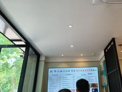 -镇南锅盖面馆(解放路店)