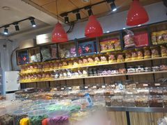 面包甜点陈列柜-李大姐心甜(丰产路店)