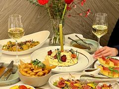 -普朗姆生蚝牛排馆 The Plump Oyster(成都摩方购物中心店)